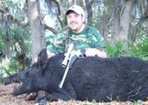 Hog hunting photo gallery from God's Country Outfitters. God’s Country Outfitters (GCO) is owned and operated by good country people that love to hunt Florida hog's just as much as you do.