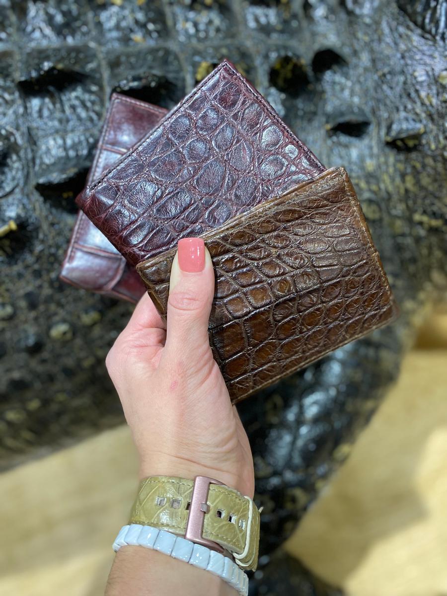 Full Alligator Bi-fold Wallet